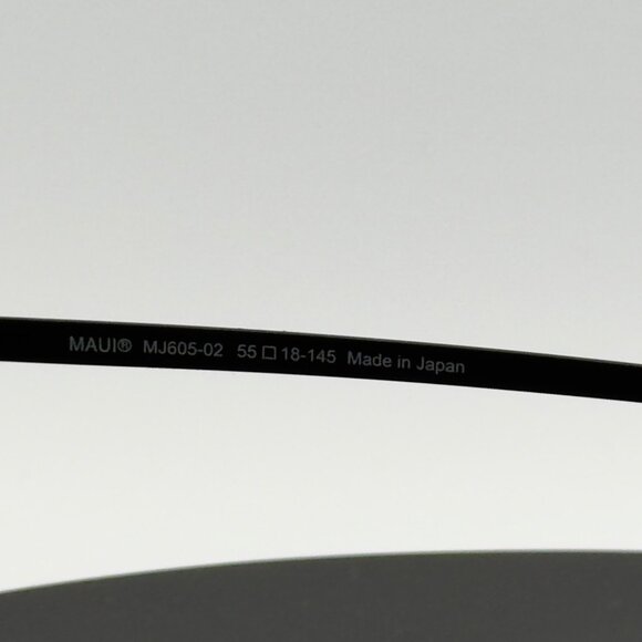 Maui Jim Sharks Cove Black Hawaii Lava Polarized Sunglasses MJ605-02 - Picture 6 of 11